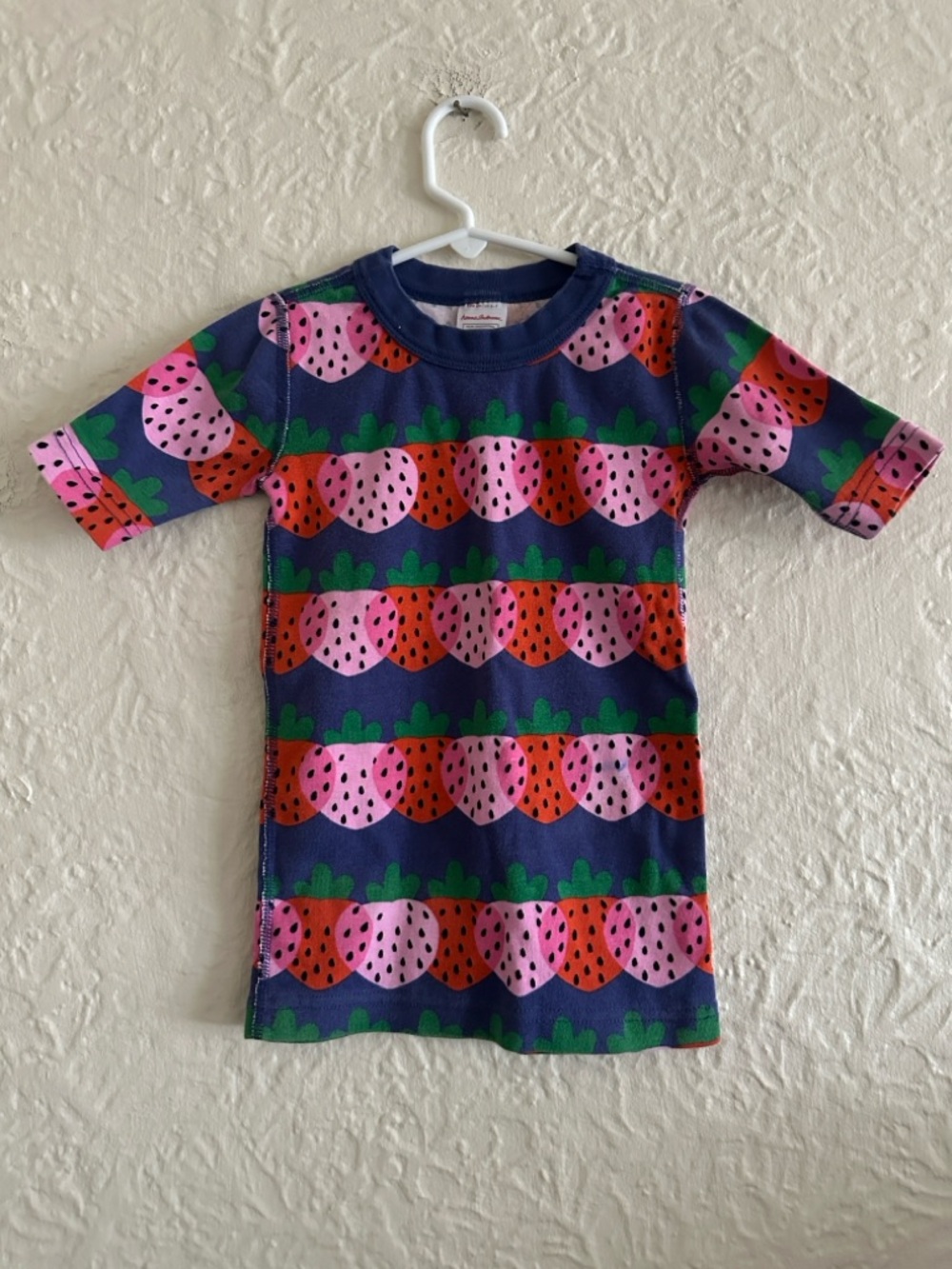 Hanna Andersson short John dreamy berries strawberry pink blue pajama top 6 7